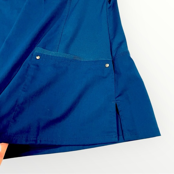 Purple Label NAVY Blue Scrub Top - Picture 10 of 14